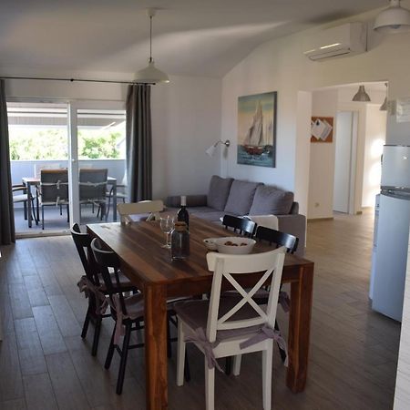 Apartments Mondo Vir Eksteriør bilde