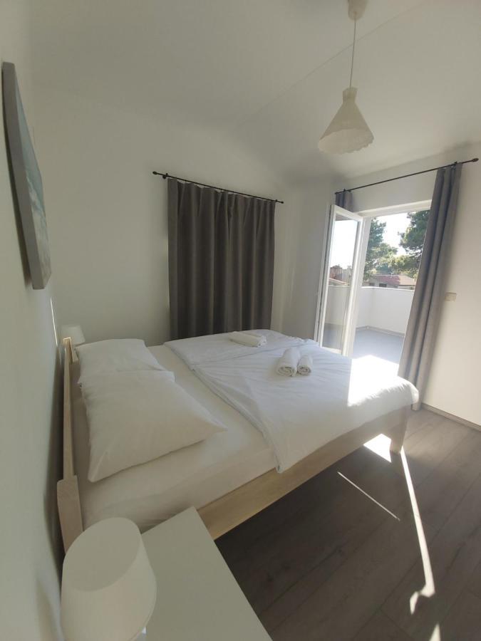 Apartments Mondo Vir Eksteriør bilde